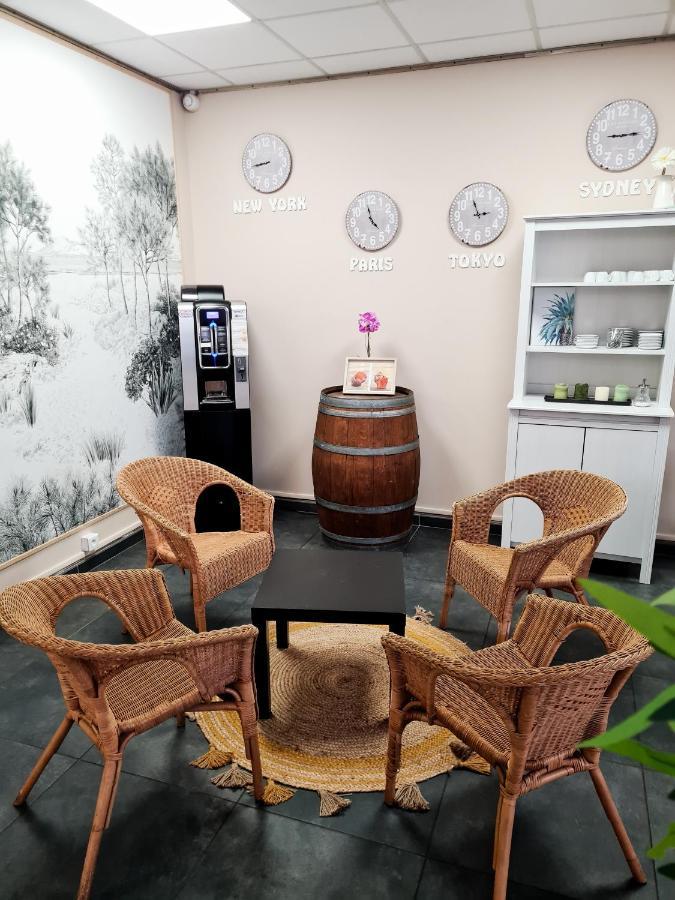 Auberge De Jeunesse Hi Bordeaux-Blanquefort - Ex Otellia Екстер'єр фото